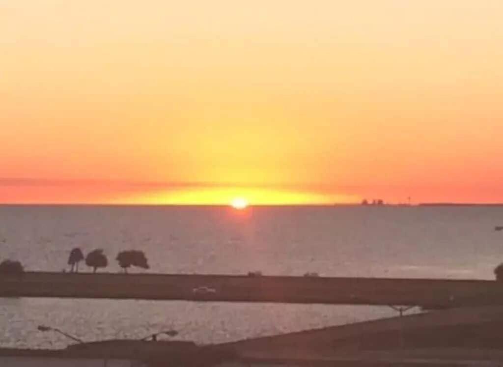 Biloxi Beach Condo Bagian luar foto
